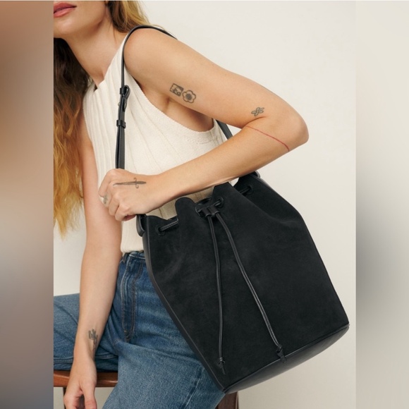 Reformation Medium Ornellia Bucket Bag Black - Picture 1 of 9